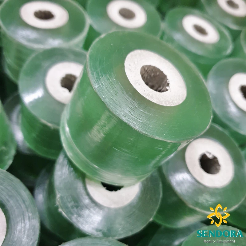 Băng keo ủ tê môi, mày - xanh 1 Băng keo ủ tê dùng trong phun xăm thẩm mỹ