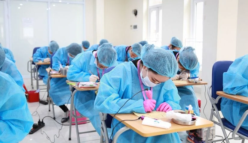 áo khoác y tế, áo choàng khử trùng