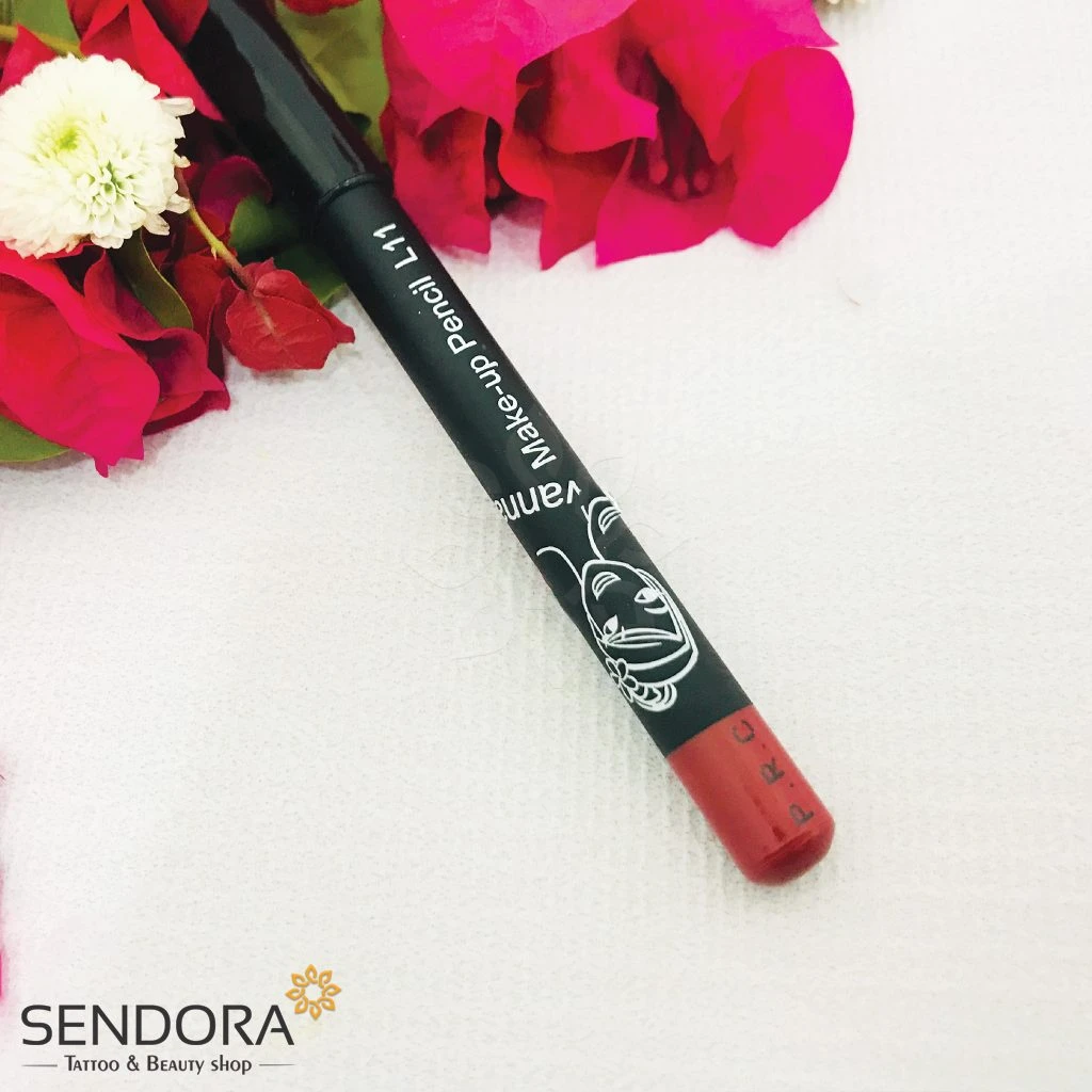 Chì kẻ môi thái lan