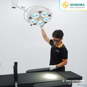 Đèn mổ treo trần LED 30 bóng (LED 5 lỗ) 7 Đèn mổ phẫu thuật treo trần LED 30 bóng
