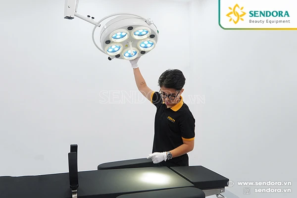 Đèn mổ phẫu thuật treo trần LED 30 bóng