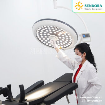 Sendora - Thiết bị thẩm mỹ y khoa 44 Đèn mổ treo trần Full Led bóng đơn LED700