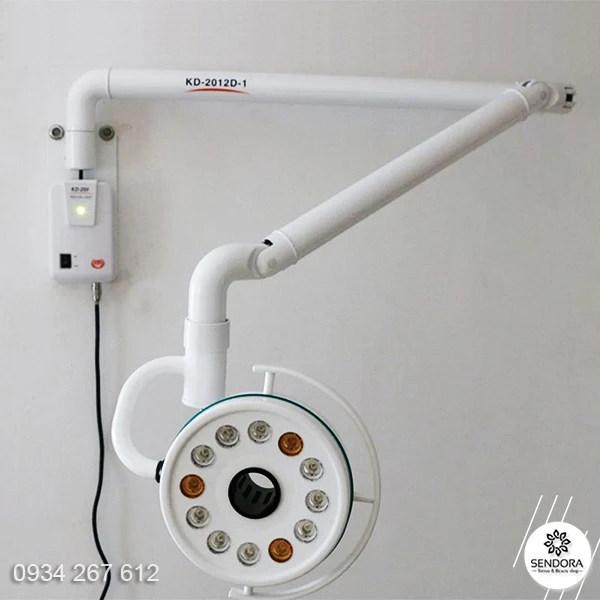 Đèn mổ phẫu thuật treo tường Petal không hắt bóng giá bao nhiêu