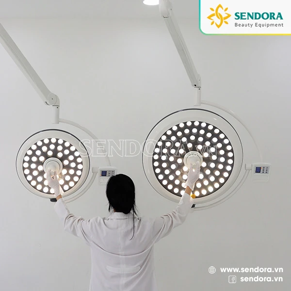Đèn mổ treo trần 2 nhánh Full Led LED500/700