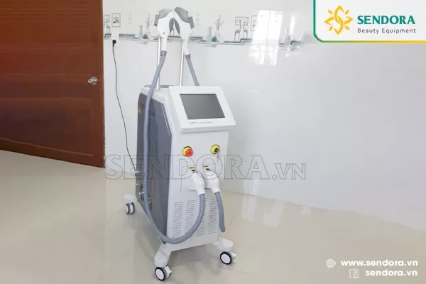 Máy triệt lông OPT Light Doctor trang bị đầu triệt lạnh giảm nóng rát