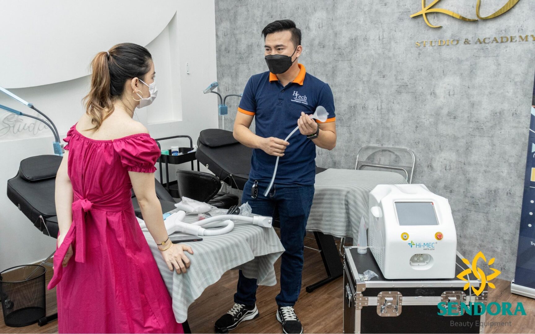 Hướng Dẫn Sử Dụng Máy Laser Xóa Xăm HMTR-2250