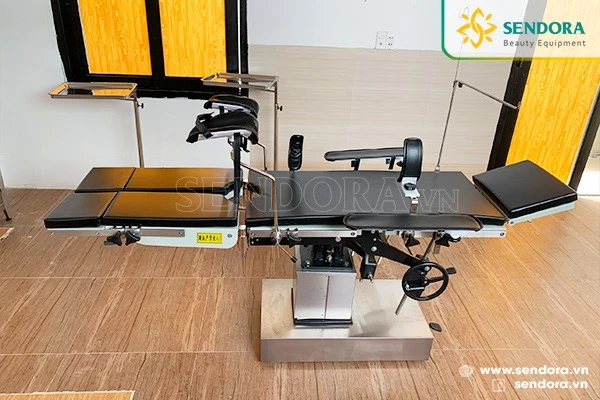 Bàn giao bàn mổ thủy lực đa năng Hi-MEC SB-802 tại Đồng Nai