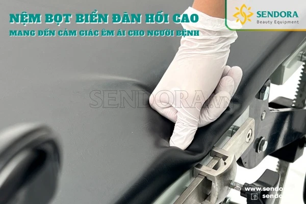 Bàn mổ thuỷ lực với nệm bọt biển đàn hồi cao