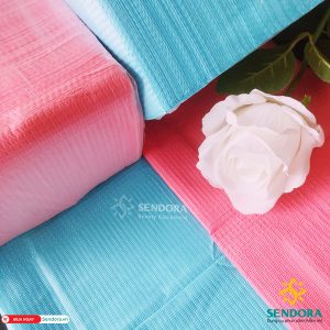 Miếng lót kệ spa, trải giường, dụng cụ phun xăm 33 x 45cm 4 Giấy lót kê tay, Miếng lót trải giường, kệ spa, dụng cụ phun xăm 33 x 45cm (Bịch 125 tấm)