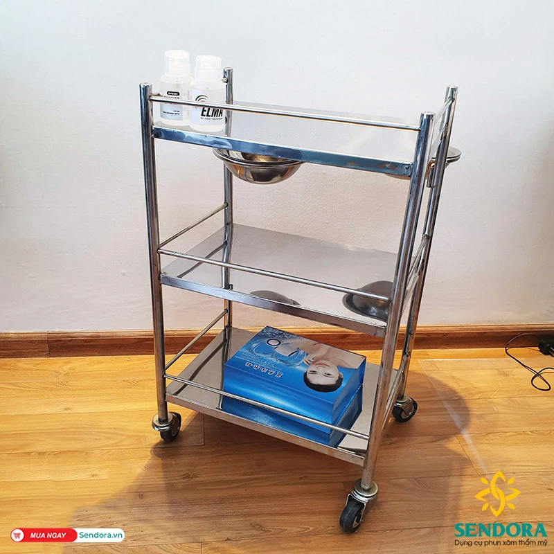 Xe đẩy inox 3 tầng Spa có bát nước 3 Xe đẩy inox 3 tầng Spa có bát nước dùng cho Spa, thẩm mỹ viện