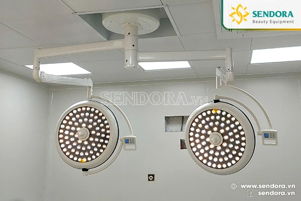 Đèn mổ treo trần 2 nhánh Full Led LED700/700 1 Đèn mổ treo trần 2 nhánh Full Led LED700/700