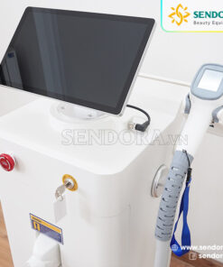 Máy triệt lông Diode Laser Alpha Plus 10 Thiết kế tay cầm và màn hình