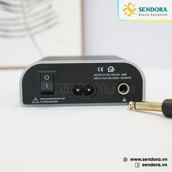 chi tiet mat sau cua may bien ap