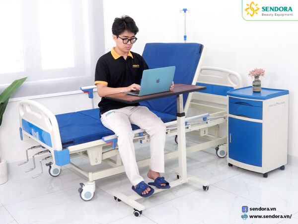Bàn ăn y tế di động nâng hạ, bàn làm việc thông minh HMDT-1020 21 Tiện lợi, thông minh, nhiều công dụng bất ngờ