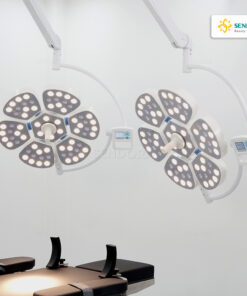 Đèn mổ treo trần 2 nhánh 6 cánh hoa PETAL 6/6 13 Đèn mổ treo trần 2 nhánh 6 cánh hoa PETAL 6/6