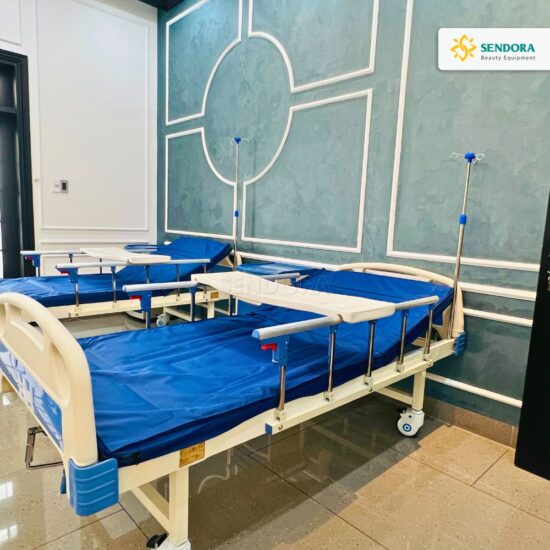 Bàn giao 10 giường y tế 1 tay quay cho phòng khám tại City Land Gò Vấp