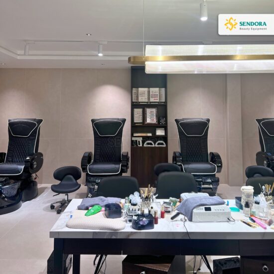 Bàn giao 4 ghế nail massage Pedicure cho Annesthetic