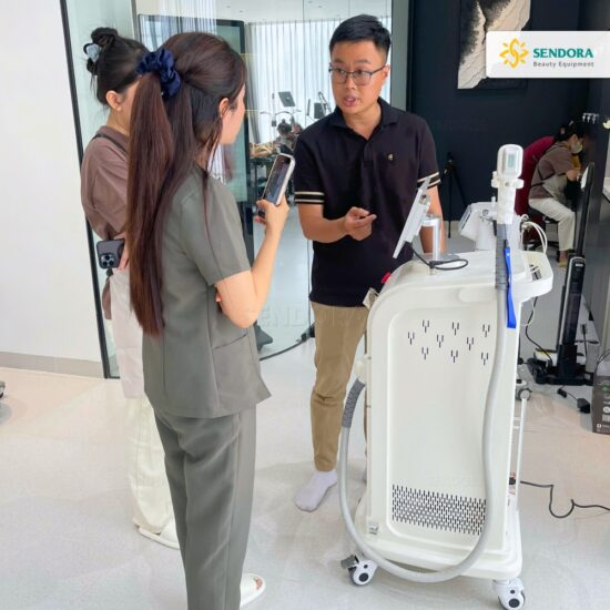Bàn giao máy triệt lông Diode Laser Alpha 3