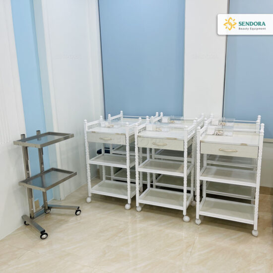 Sendora bàn giao nội thất & thiết bị điều trị cho Celony