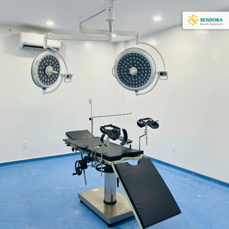 Bàn giao & lắp đặt đèn mổ LED 700/500 và bàn mổ cơ SB-801 tại TP.HCM