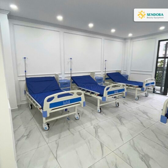 Bàn giao giường y bệnh nhân 1 tay quay cho bệnh viện (2)
