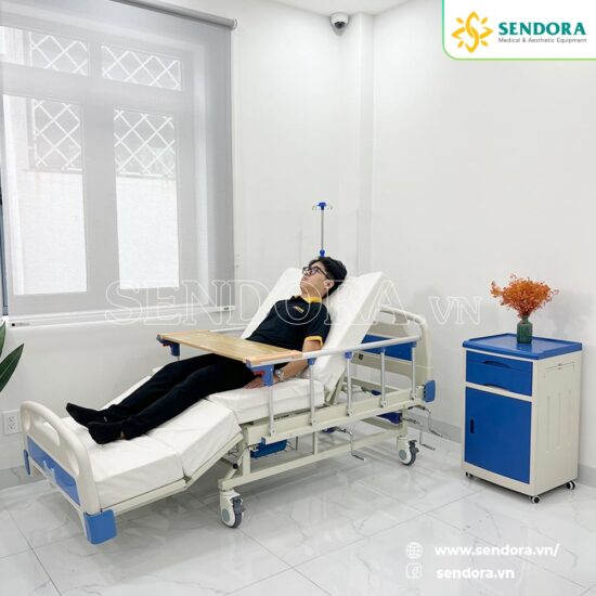 Giuong benh ICU tai nha 1