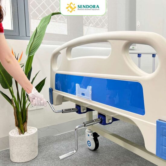 Giường y tế 2 tay quay chỉnh cơ HM-MB02 chính hãng | Made in Viet Nam 13 Giường y tế 2 tay quay HM-MB02 nâng lưng nâng chân